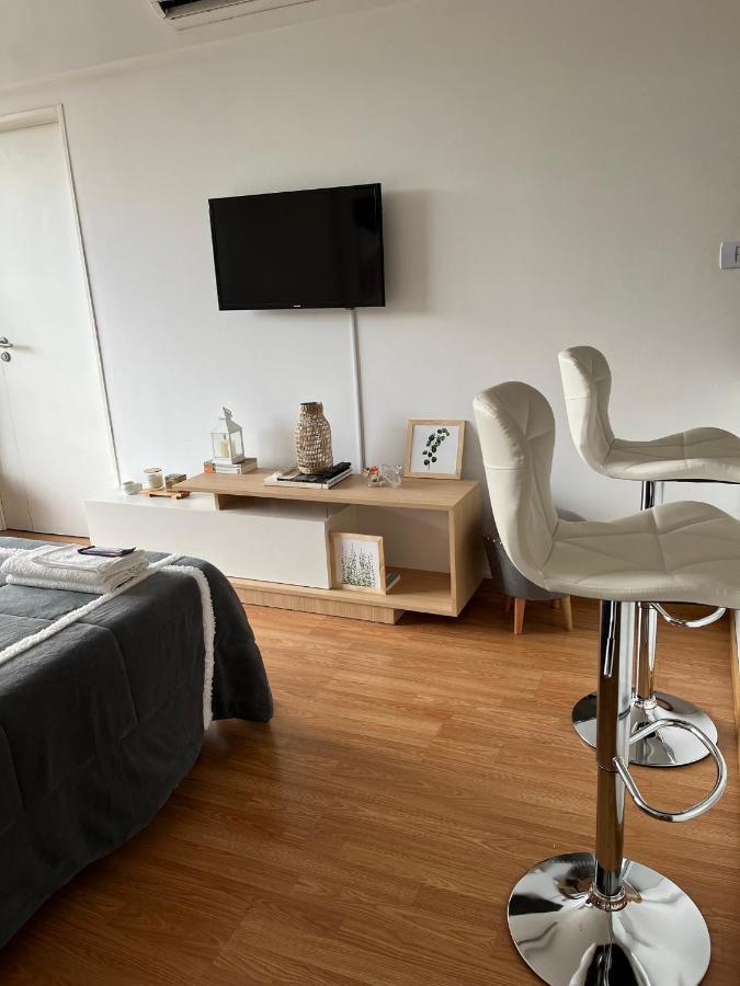Apartment Beautiful Near Everything