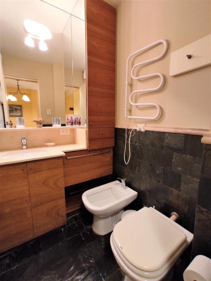 Apartamento Amplio Departamento 2 En El Centro Con Balcon