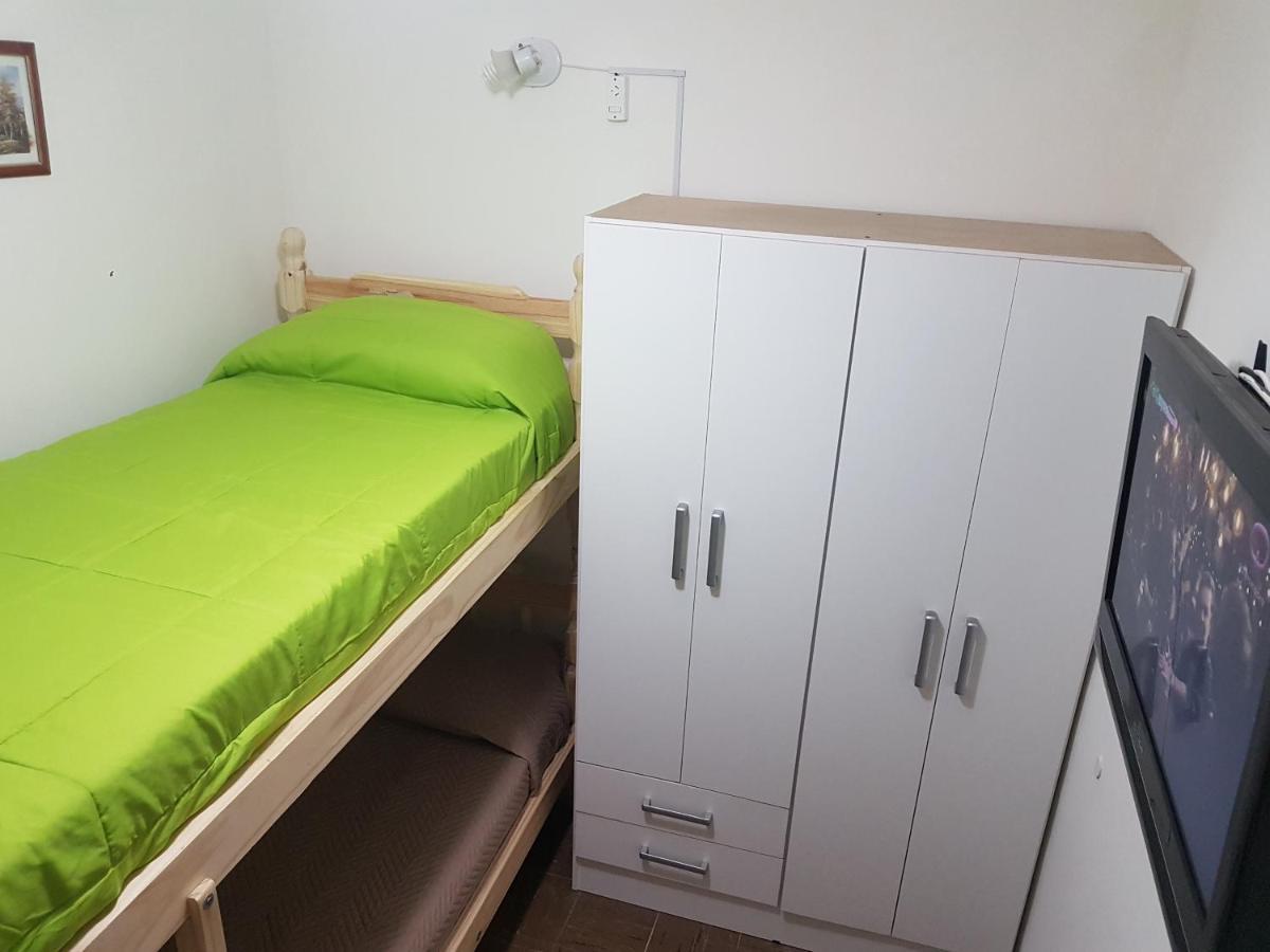 Con Bano Privado Un Piso Por Escalera Homestay Buenos Aires
