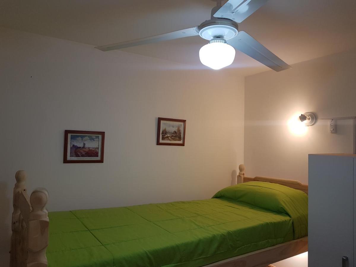 Con Bano Privado Un Piso Por Escalera * Buenos Aires