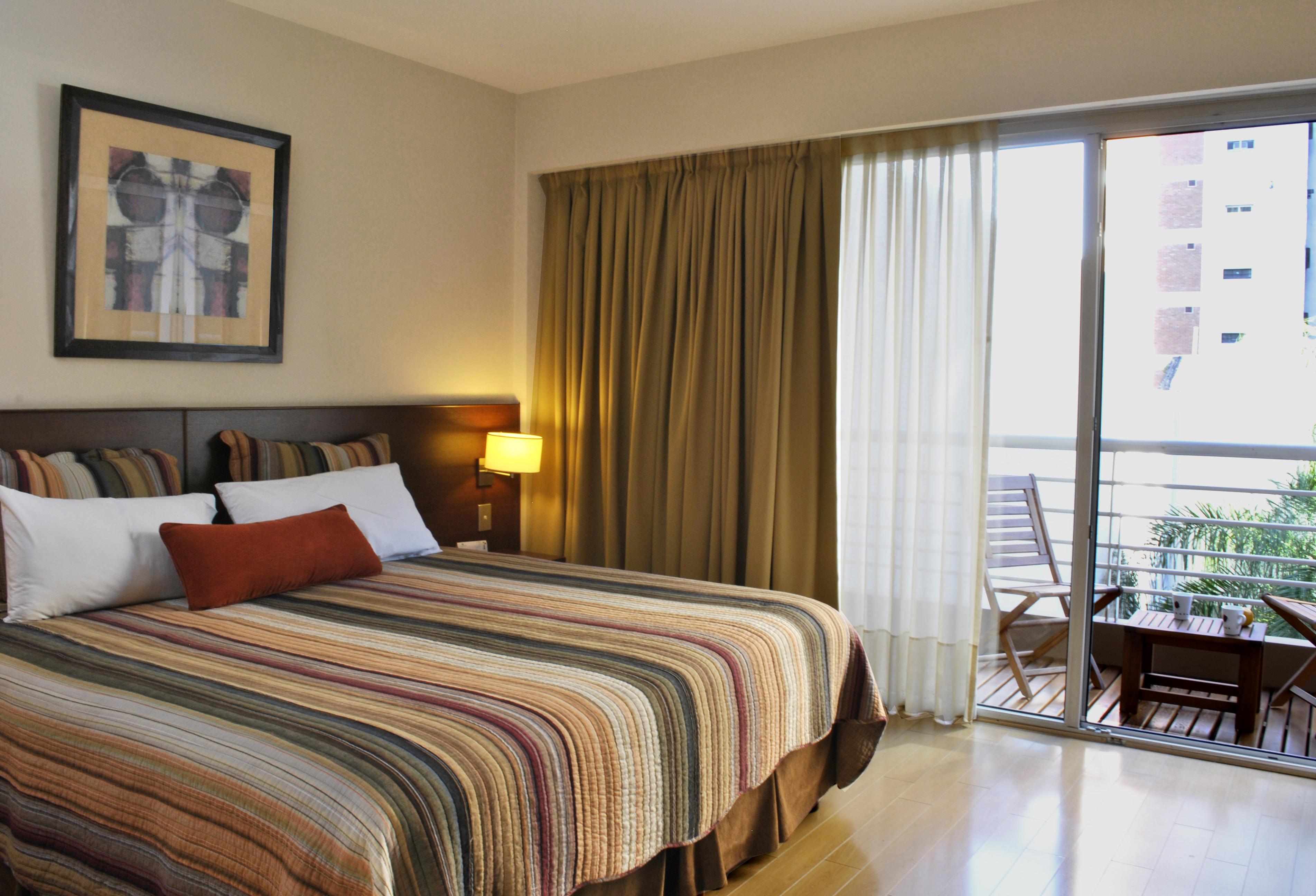 Aparthotel Palermo &