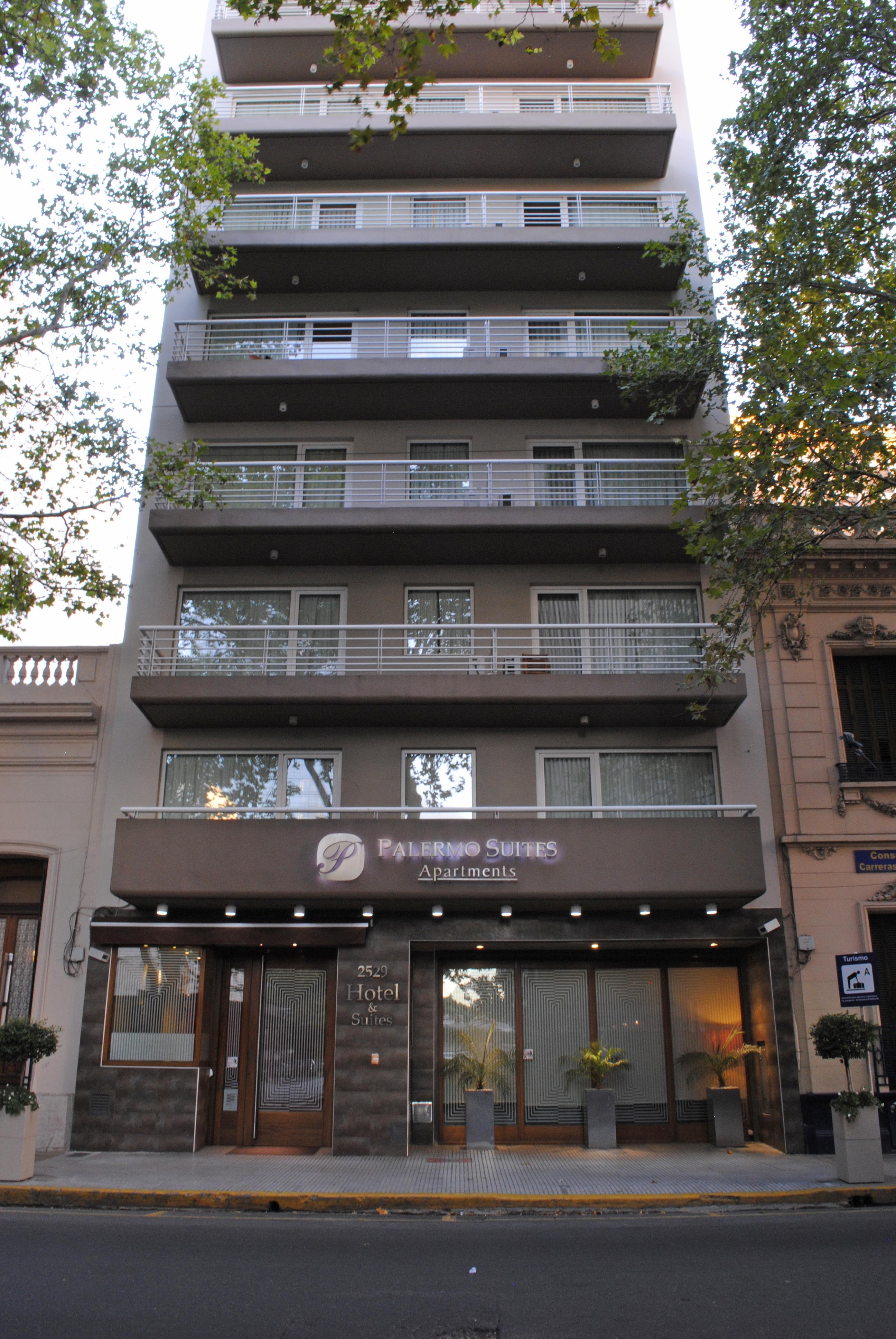 Aparthotel Palermo &