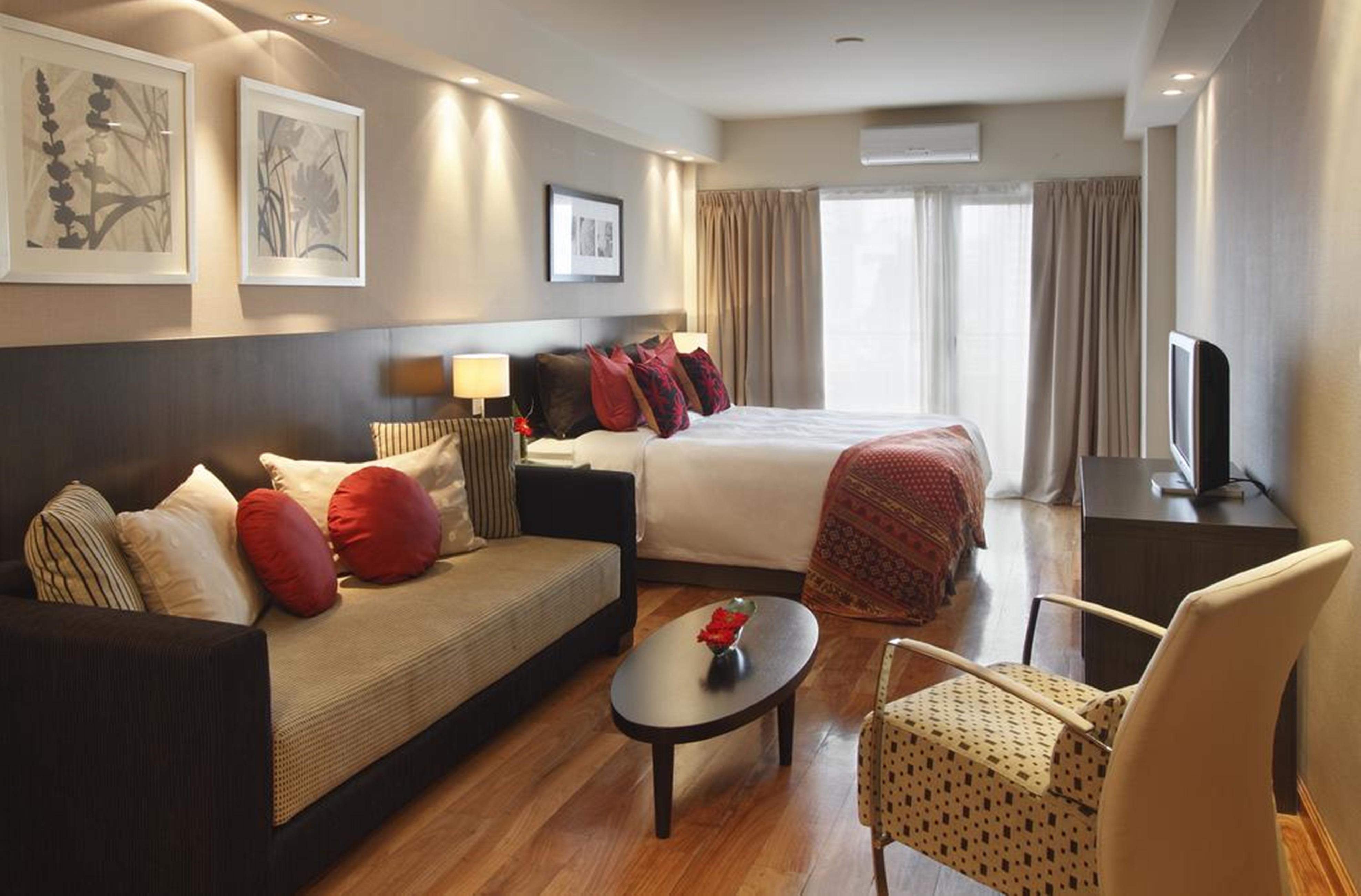 Hotel Urban Recoleta Boutique 4*