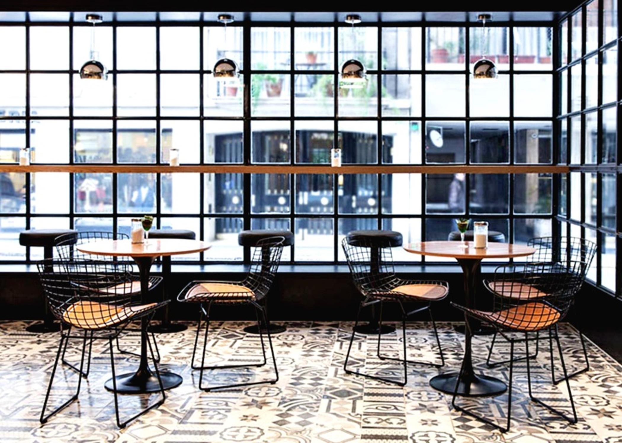 Hotel Deco Collection