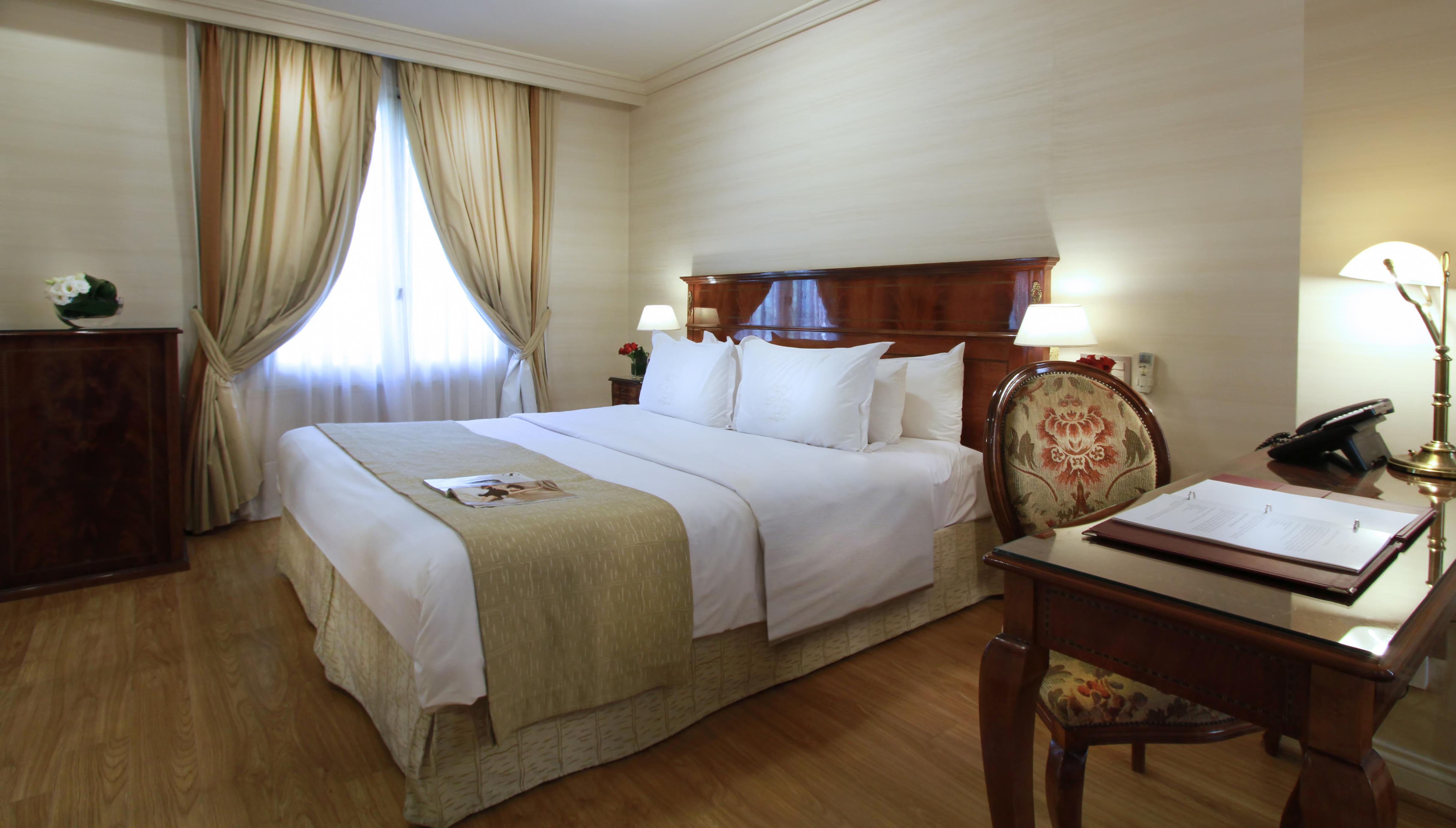 Melia Recoleta Plaza Hotel 5*