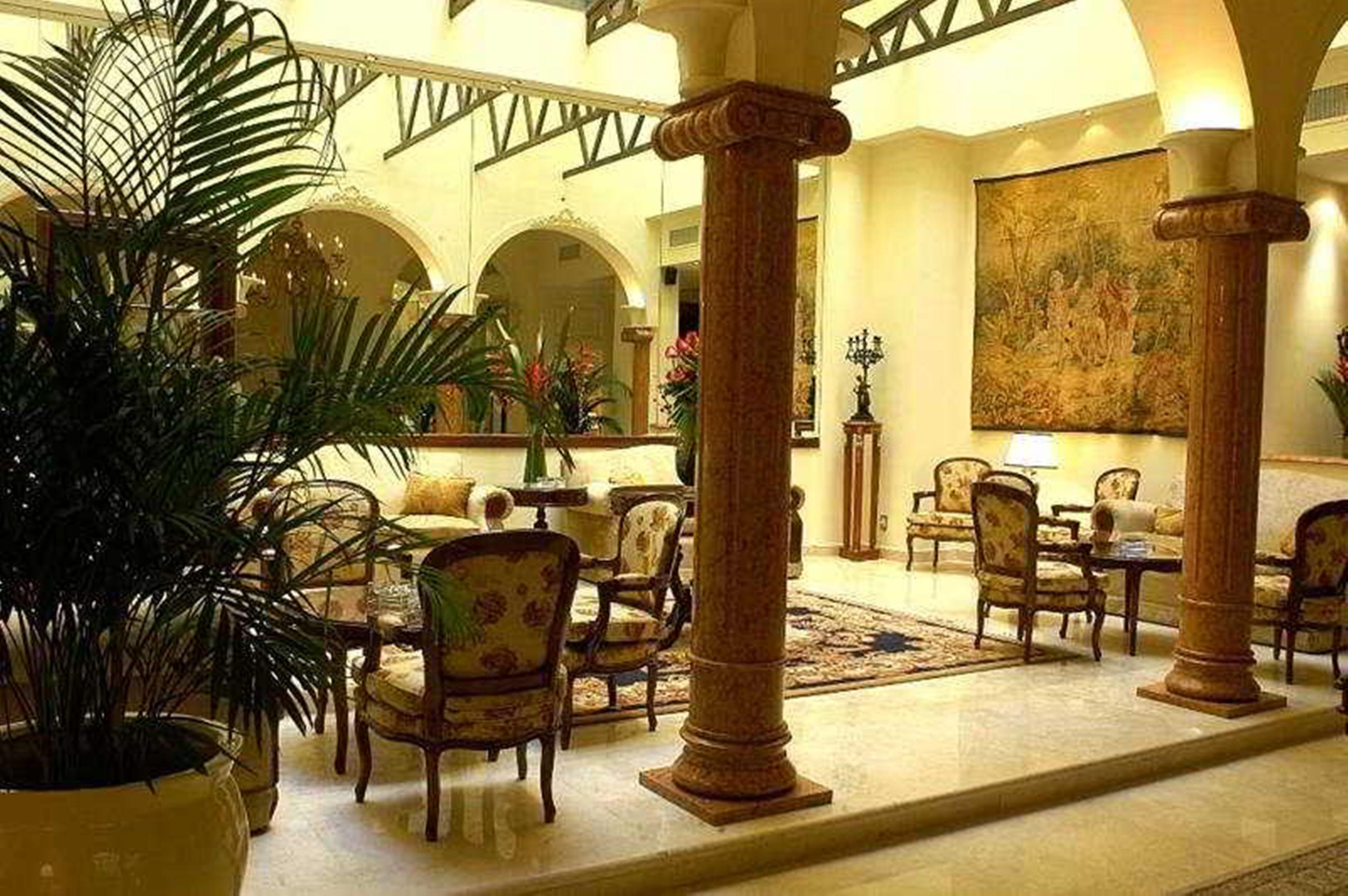 Melia Recoleta Plaza