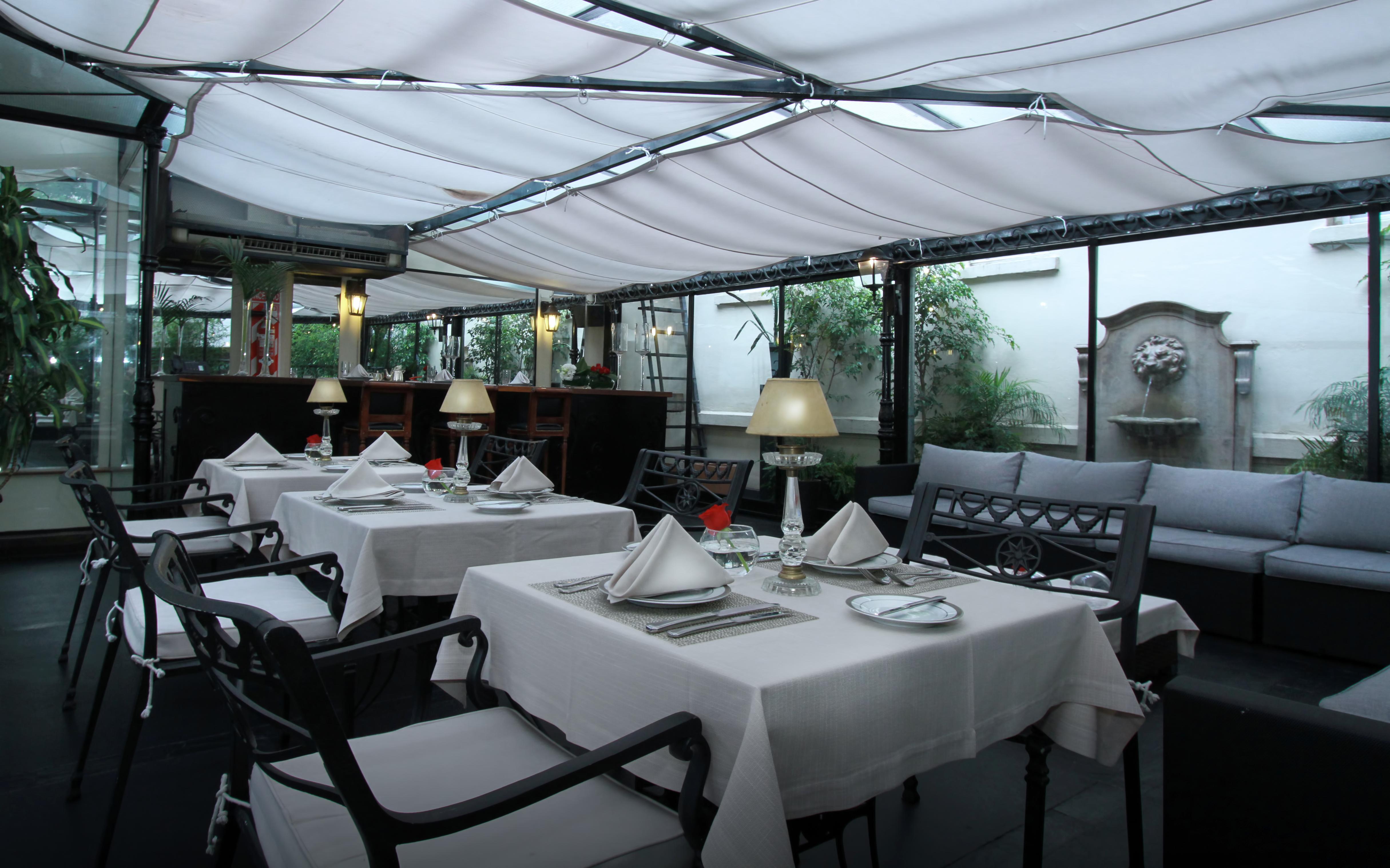 Melia Recoleta Plaza Hotel