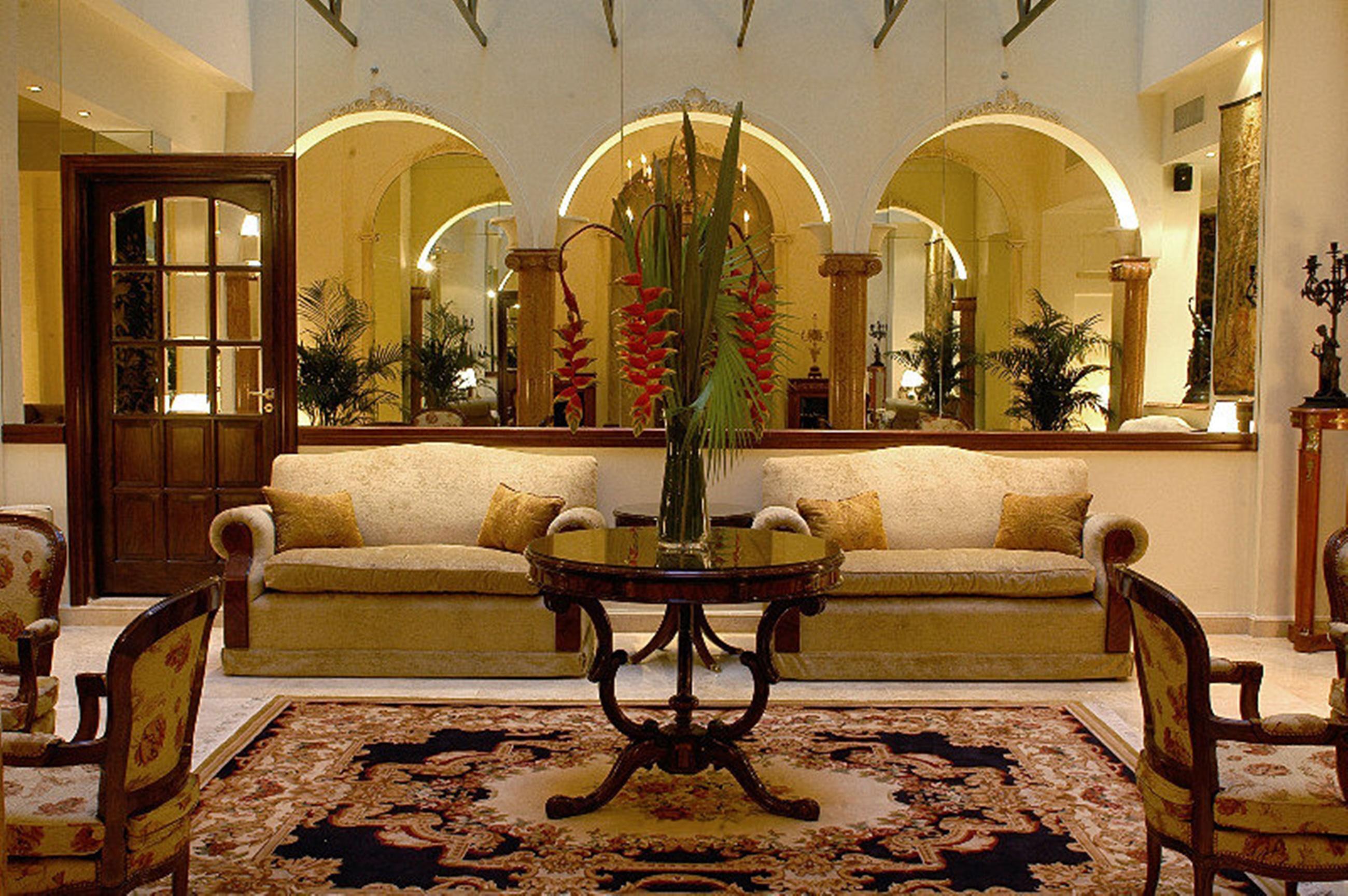 Melia Recoleta Plaza