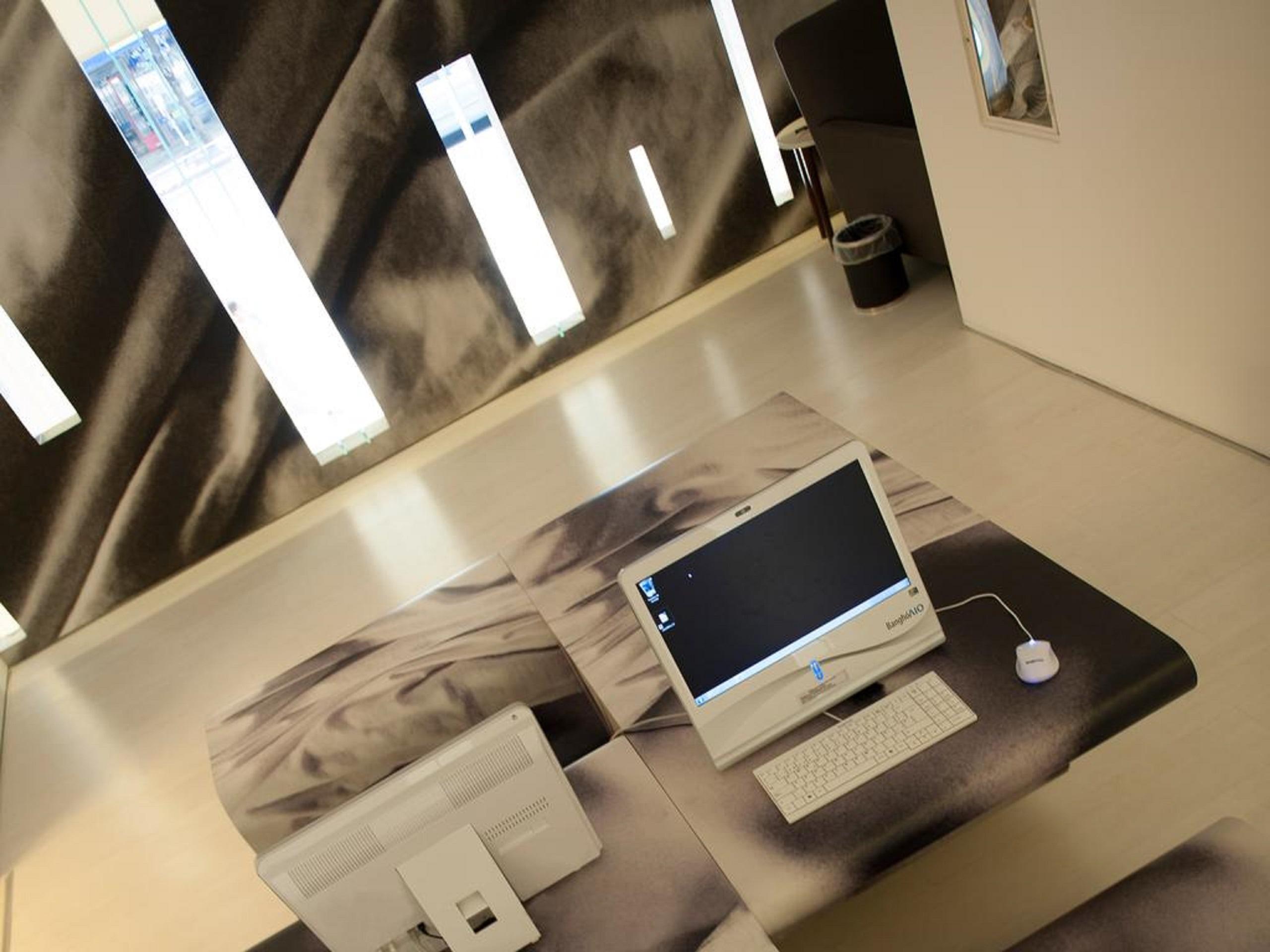 Hotel Dazzler By Wyndham Recoleta 4*