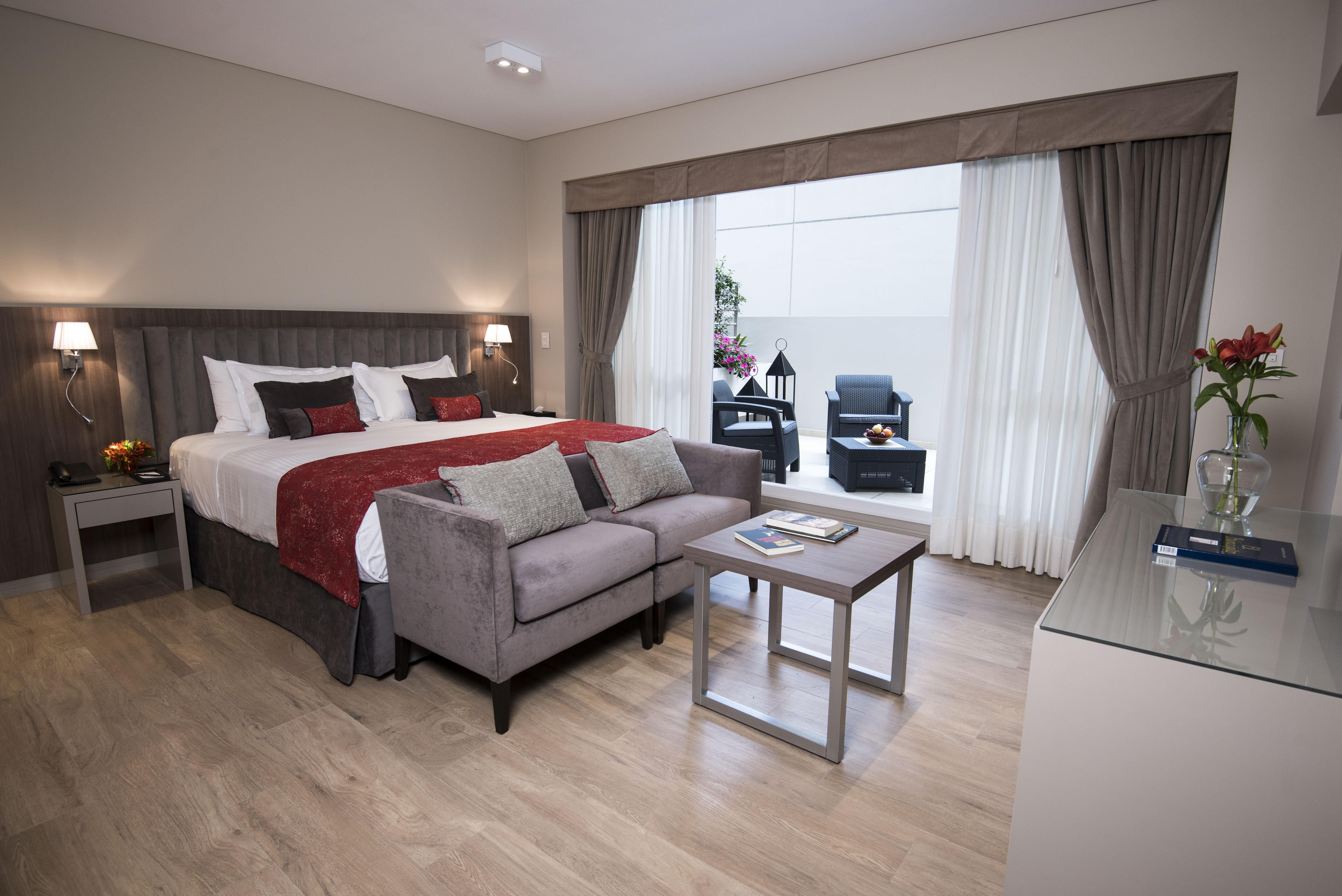 Arc Arenales Studios&suites 4*