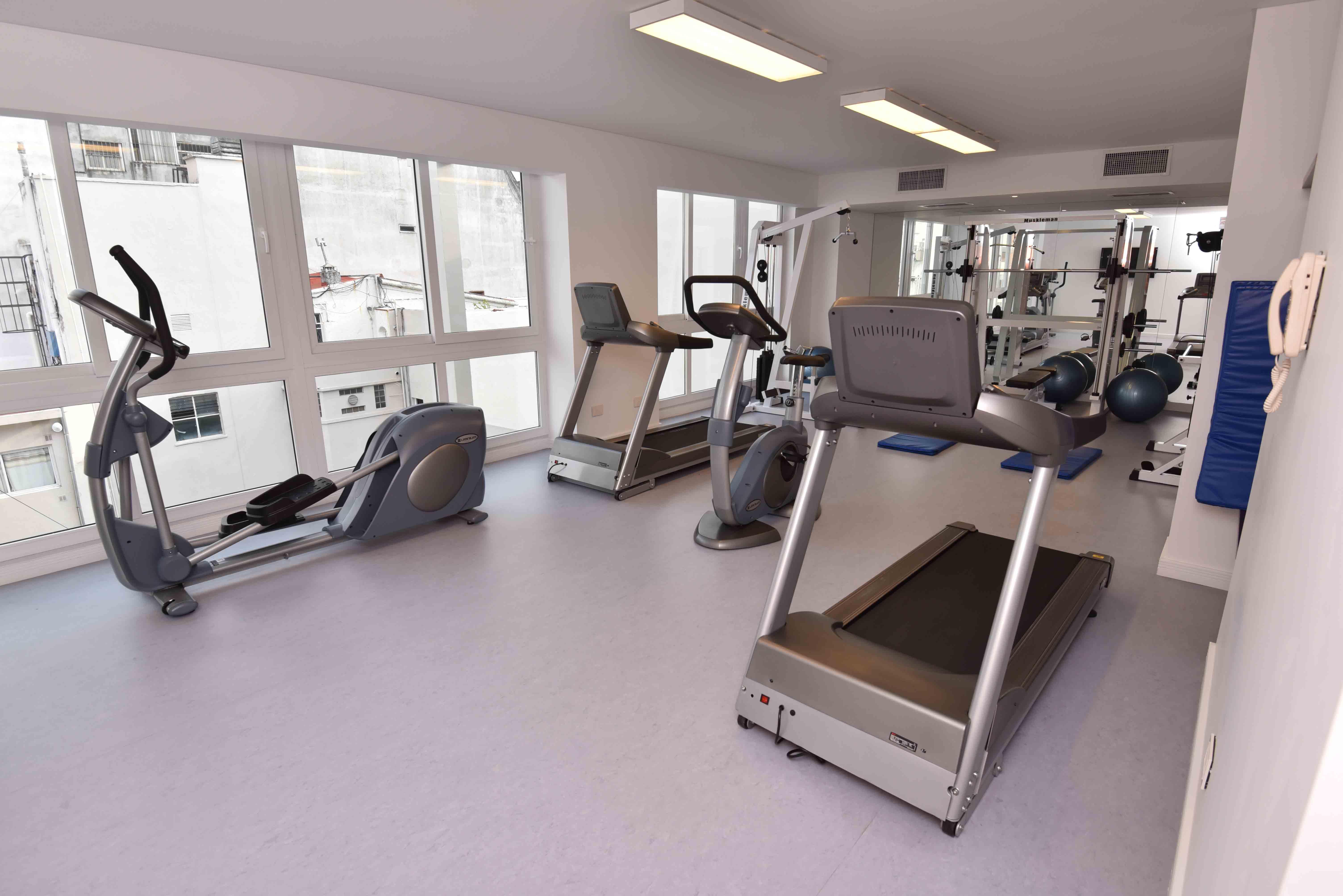 Arc Arenales & Aparthotel 4*