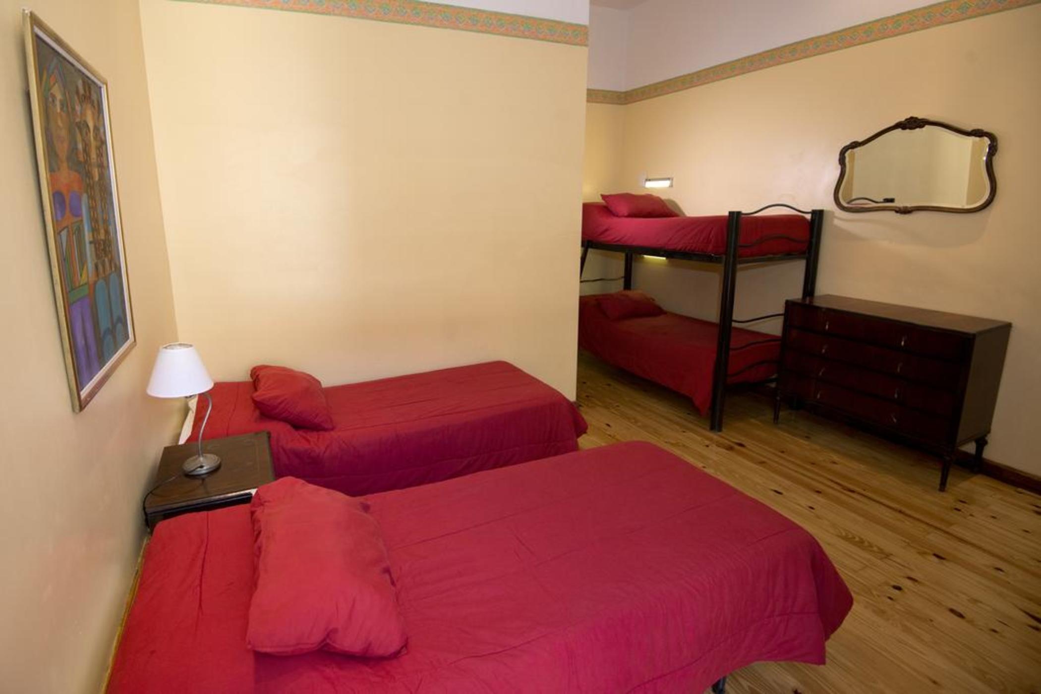 Hostel Milhouse Avenue (Adults Only) *