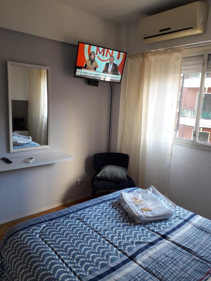 Departamento Zona Congreso Con Balcon A La Calle *