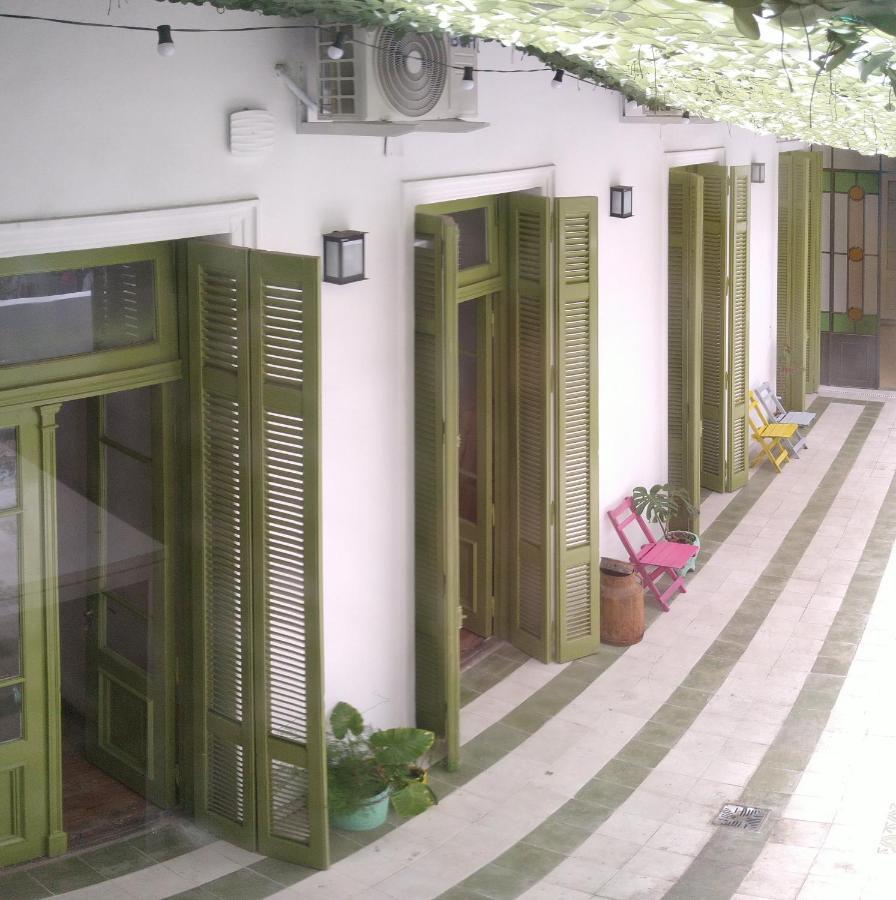 Hostel Mibaq *