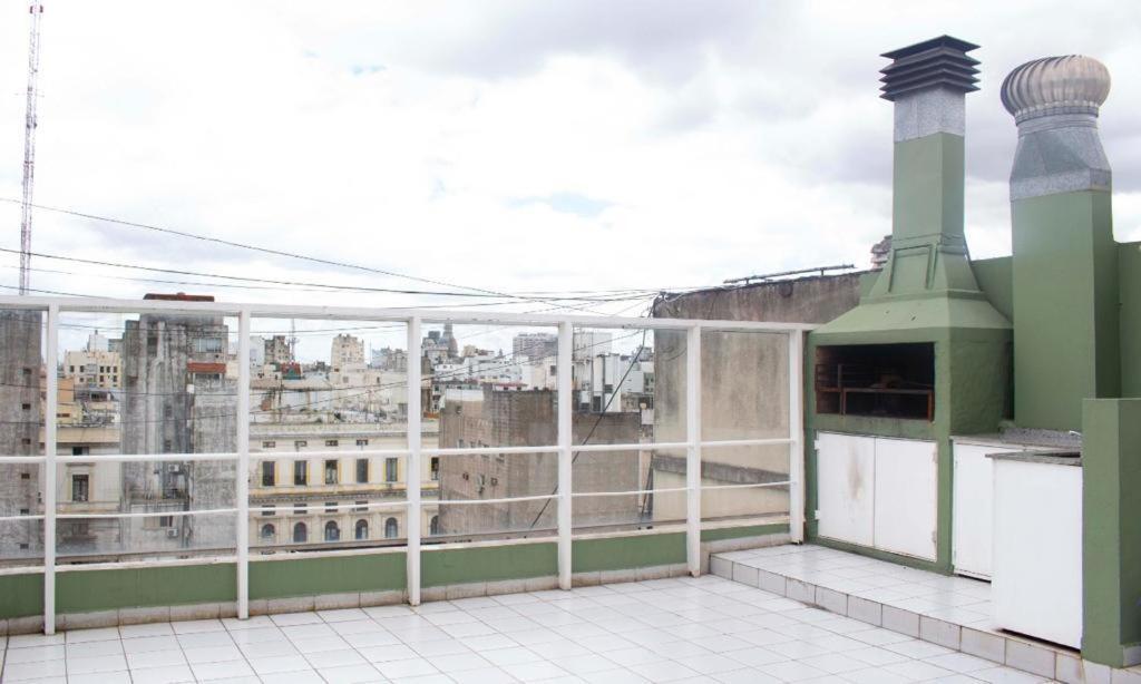 Amplio Ambiente Y Medio Luminoso C Pileta En El Edificio 4 Personas Con Cama Doble Y Un Sillon Cama Tambien Doble Buenos Aires