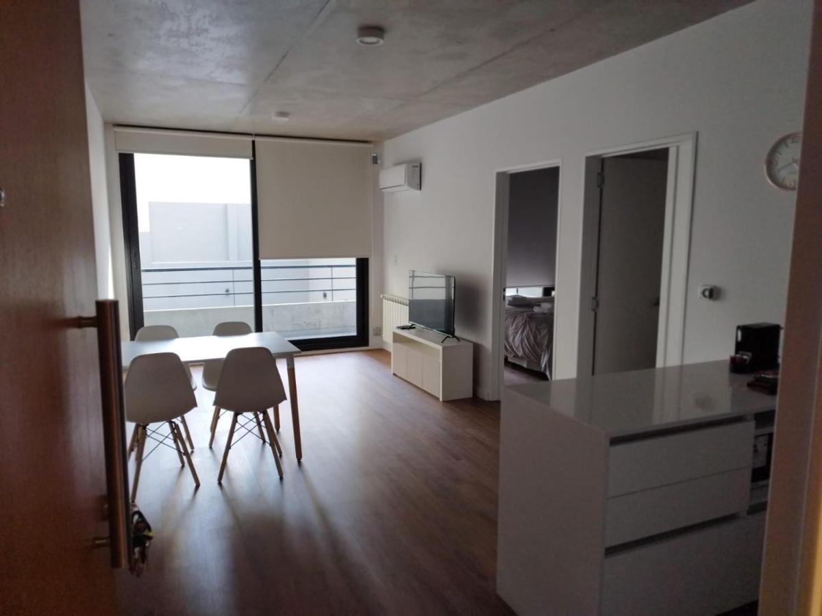 Roosevelt Complete Apartment *