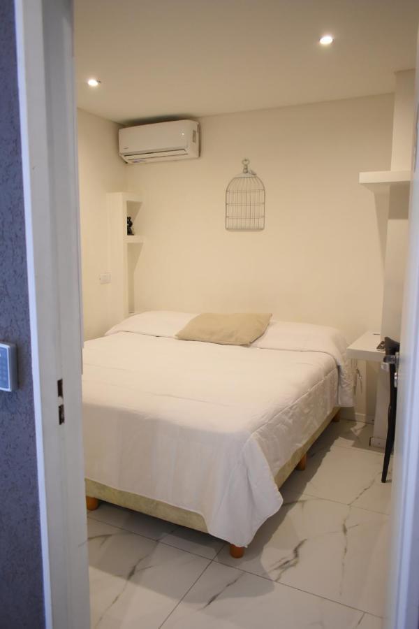 Syrah Apartment *