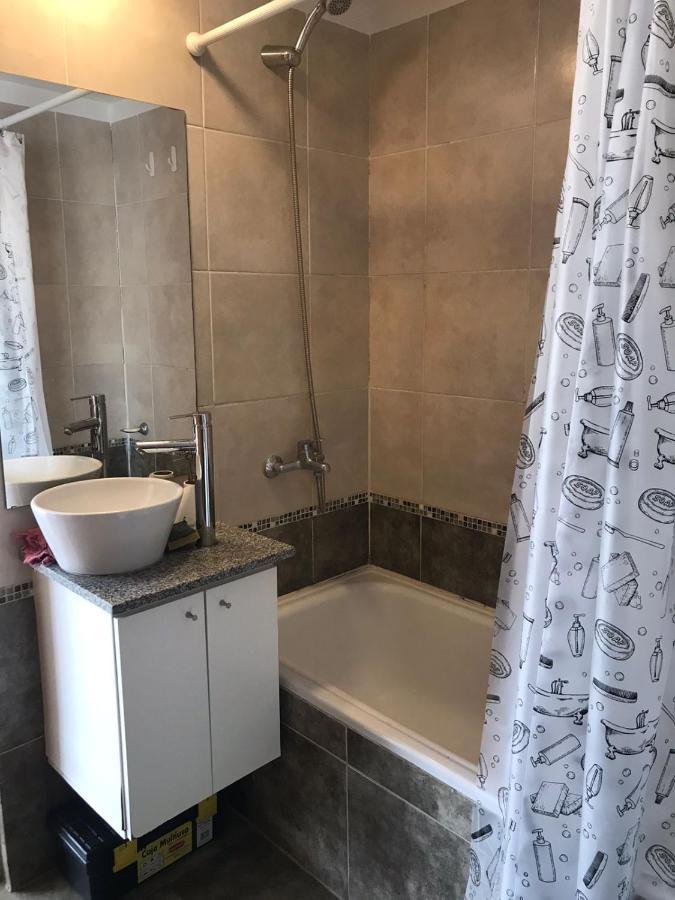 Apartamento Super Luminoso Departamento Con Balcon En El Barrio De Caballito *