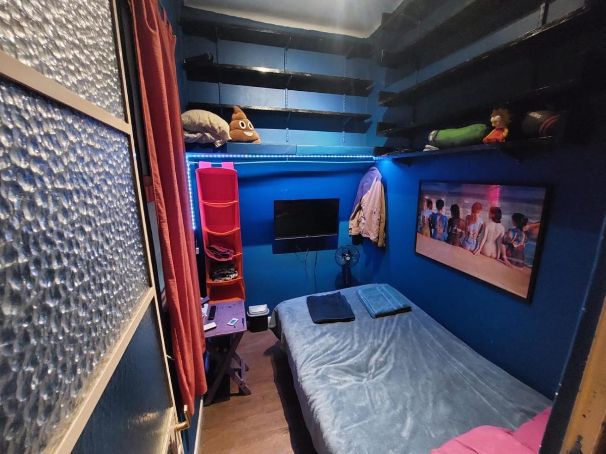 El Santuario - Domitorio Privado - Cool Depto Compartido Homestay Buenos Aires