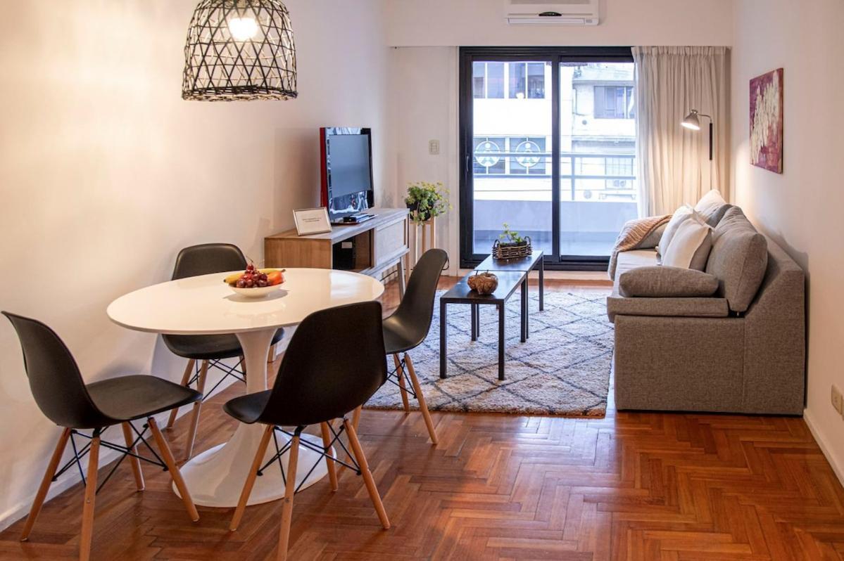 Apartment L M Campos 1300 - Lux 1 Bd In Las Caitas