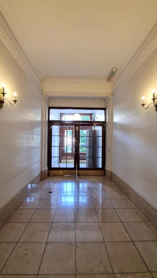 Departamento En Recoleta * Buenos Aires