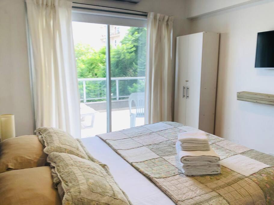 Avenida Federico Lacroze 3-5 * Buenos Aires