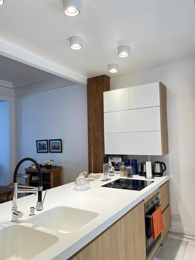 Parisian Flat In The Heart Of Recoleta *