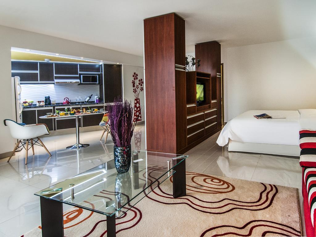 Shoshana Boutique Hotel