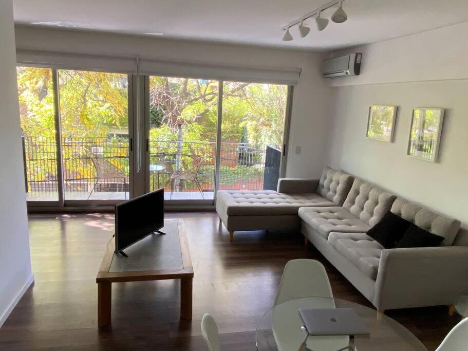 Place To In Apartment *