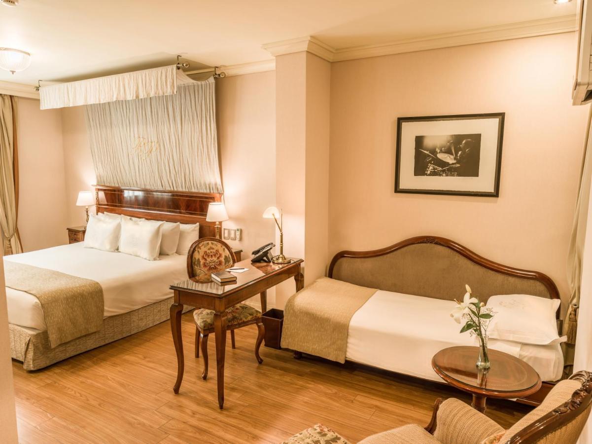 Melia Recoleta Plaza 5*