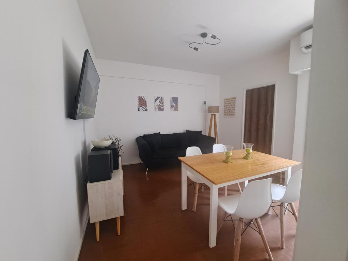Entero Barrio Agronomia Apartment Buenos Aires