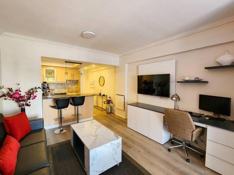 Smart Design - Apartment *