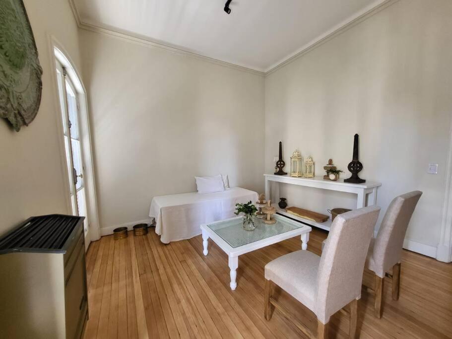 Punto Baires Apartment *