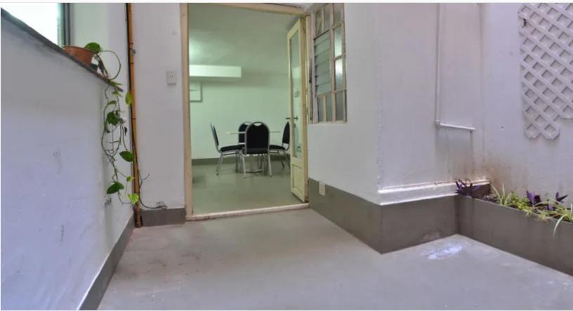 Apartment Silencioso Con Patio *