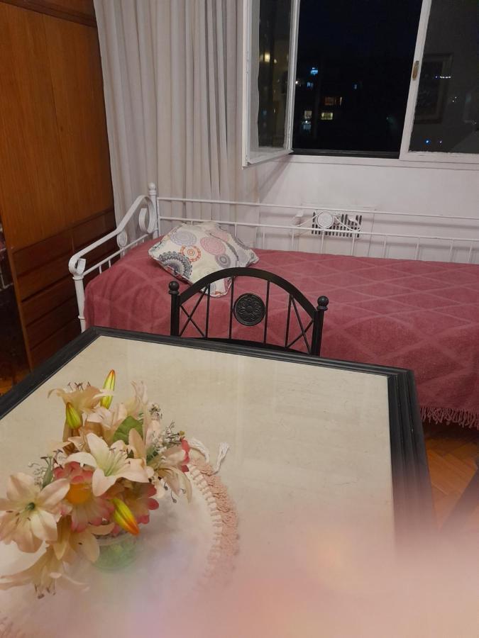 Apartamento Hospital Italiano -Parque Centenario - Excelente Depto todo luz y sol Equipado y Cómodo
