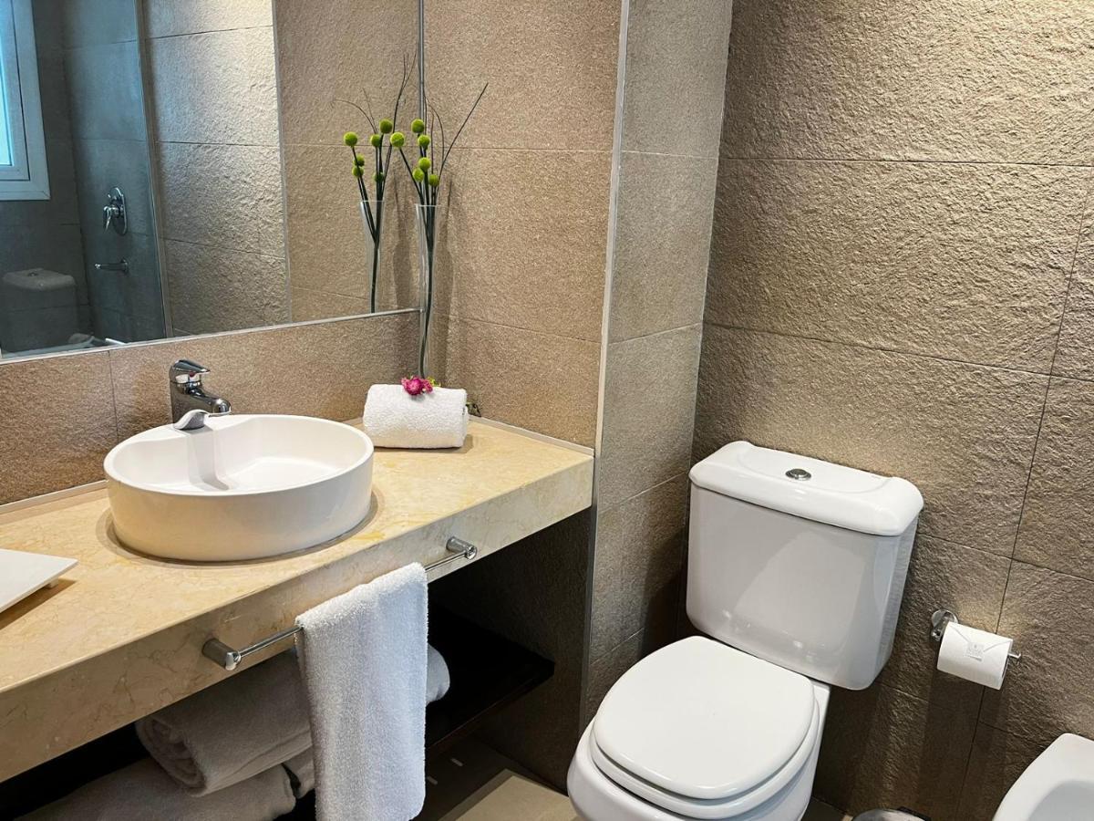 Hotel Awwa &