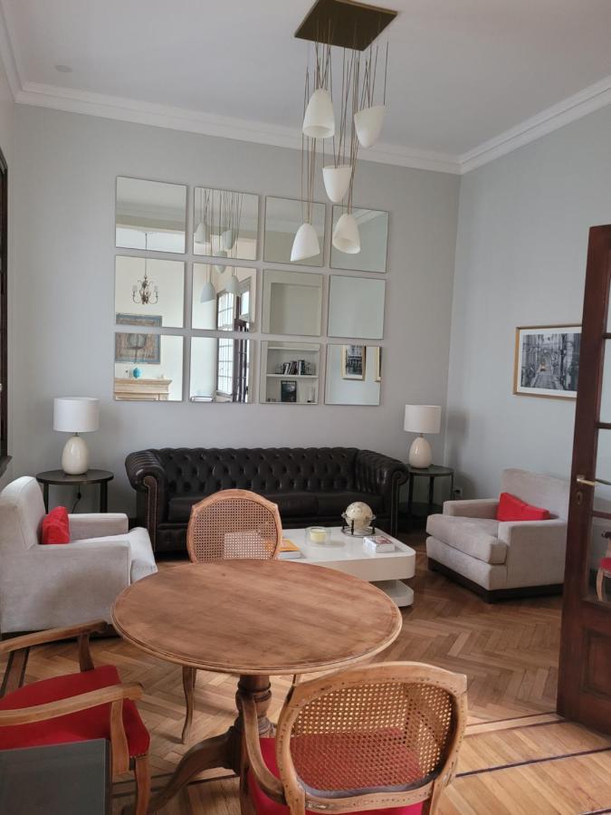 Experience Apartment *