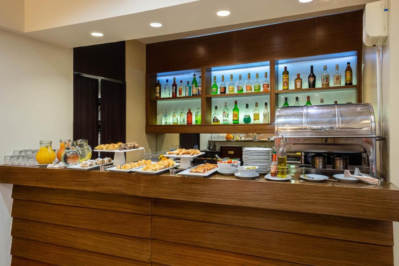 Urban Recoleta Boutique Hotel 4*