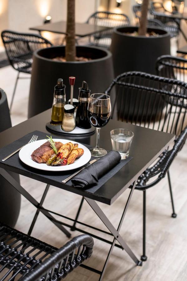 Efe & Cowork Hotel