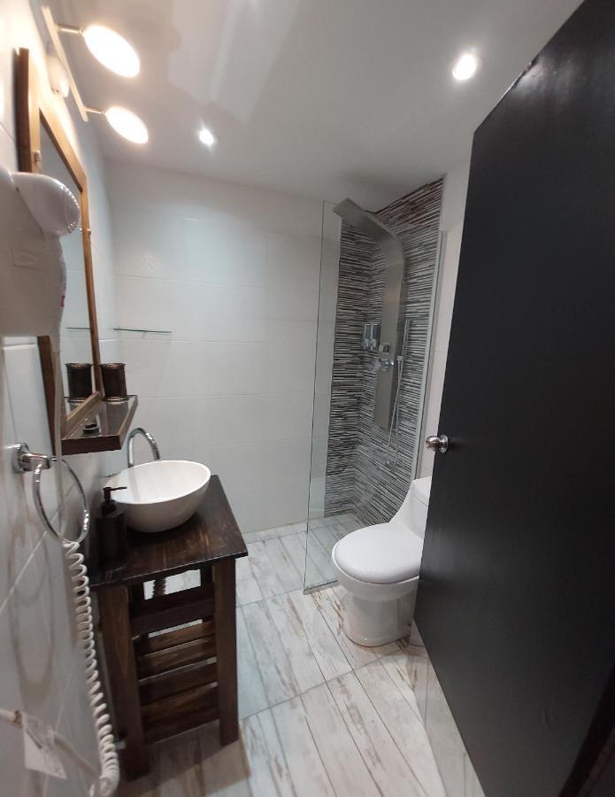 Tu Habitat Juncal * Ciudad Autónoma de Buenos Aires