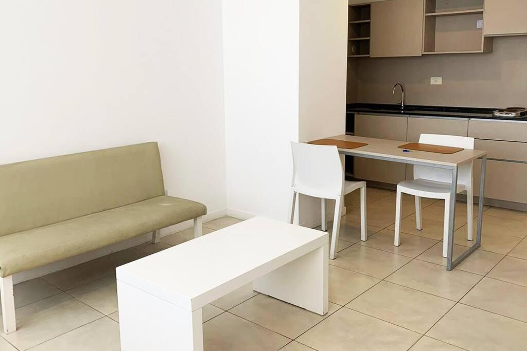 Bmit0401 Gran Departamento De 2 Ambientes Para 2 Personas Apartamento *