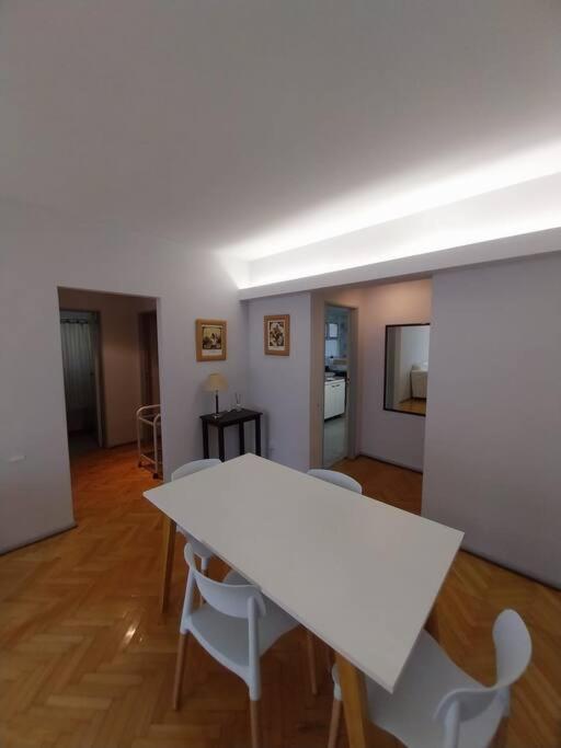 Apartment Lindo Dpto Calle Malabia Palermo *