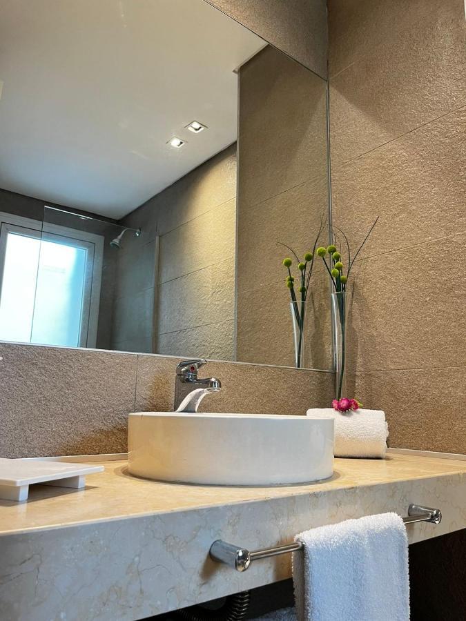 Hotel Awwa &