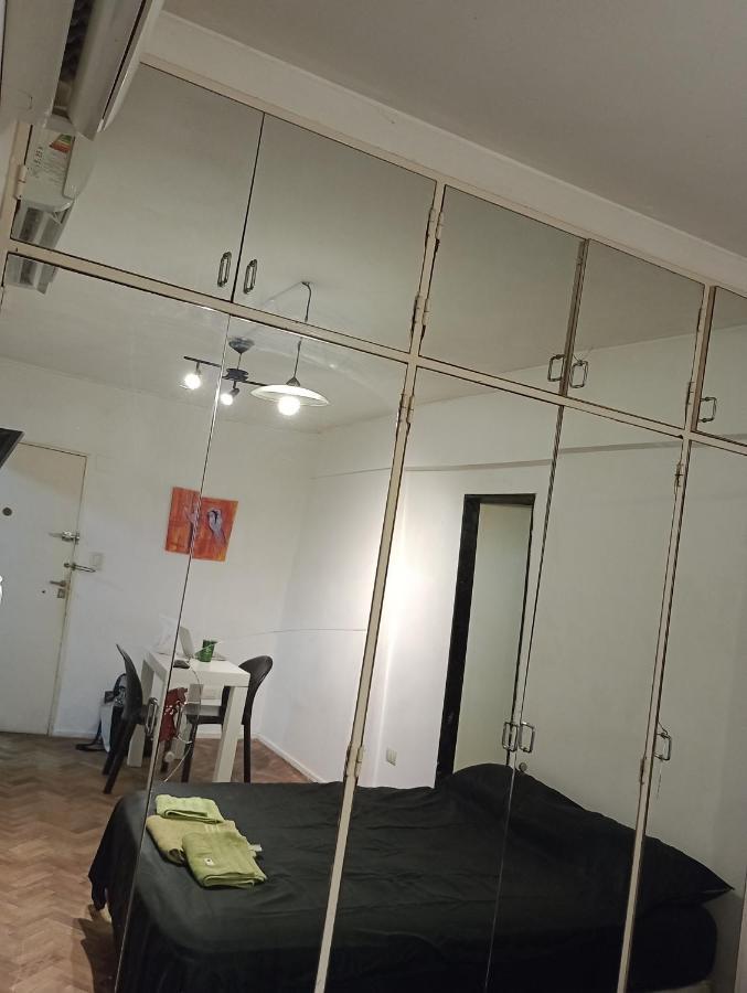 Departamento En Recoleta Apartment *