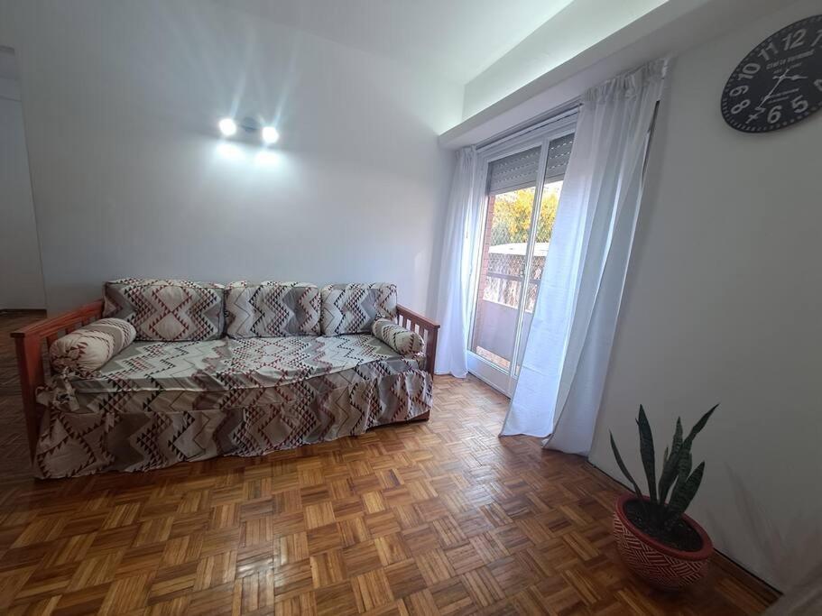 Apartamento Comodo Y Completo En Ideal Grupos Grandes Familias Buenos Aires