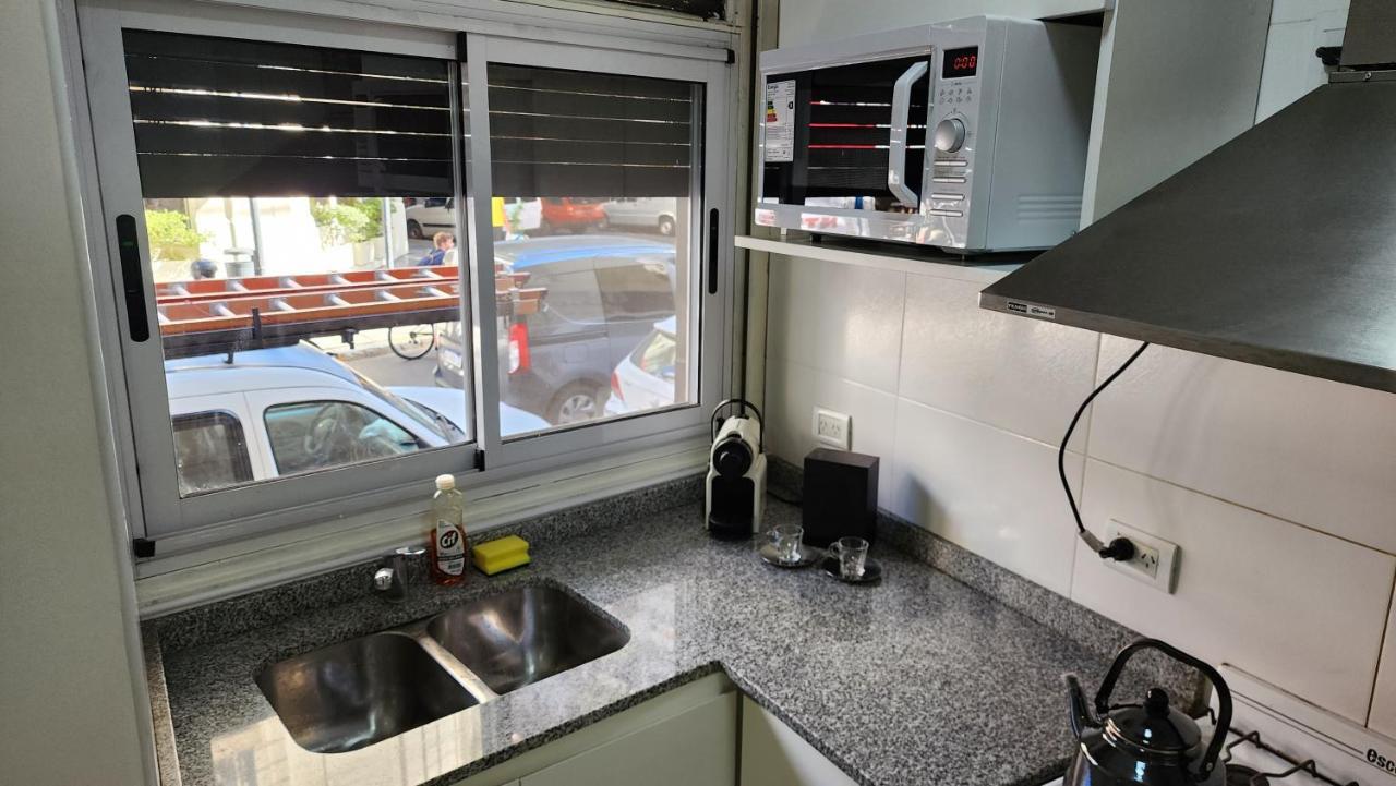 Confortable Departamento Amoblado De 2 Ambientes En Recoleta Con Patio Apartment