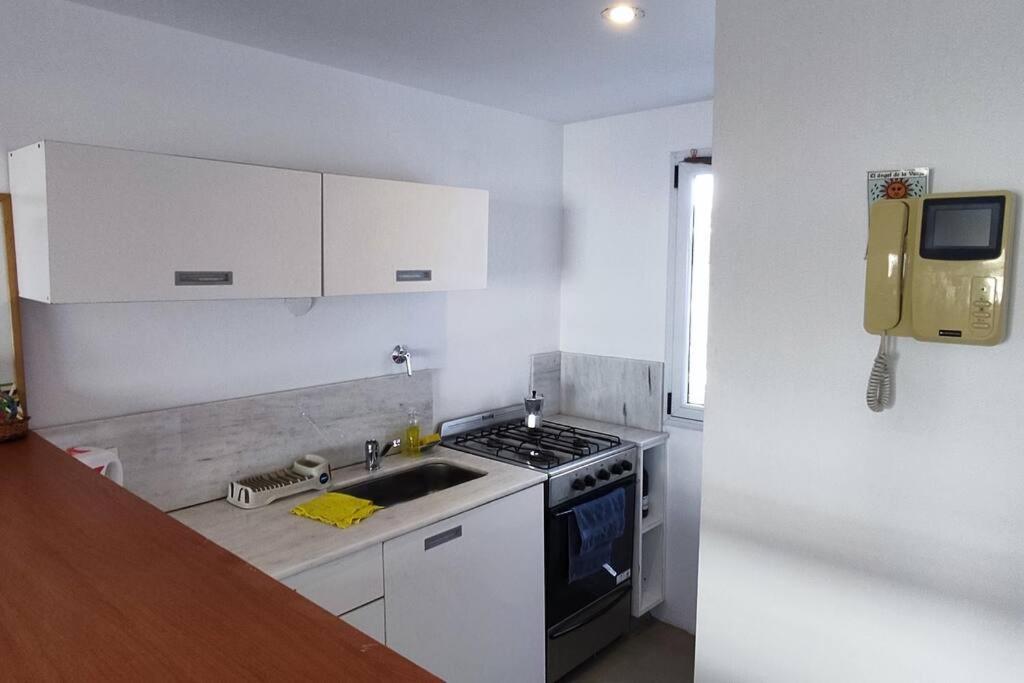Luminoso Estudio En Coghlan