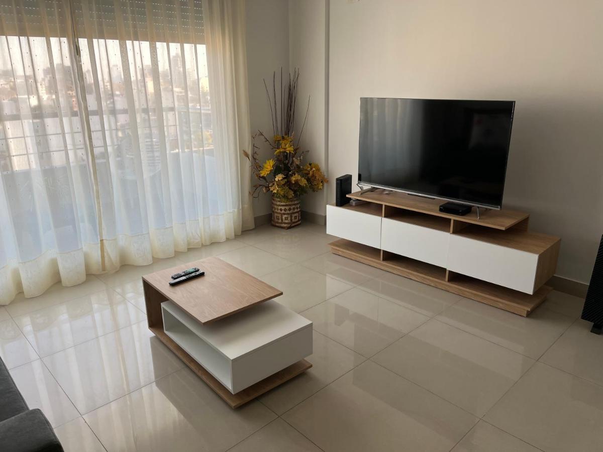 Apartment 2 Ampios Ambientes Av Cordoba-palermo-exelente Ubicacion *