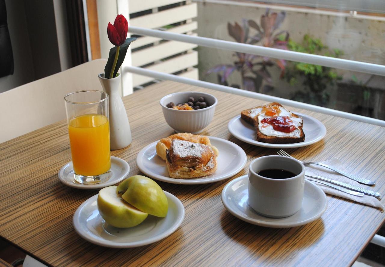 Aparthotel Palermo &