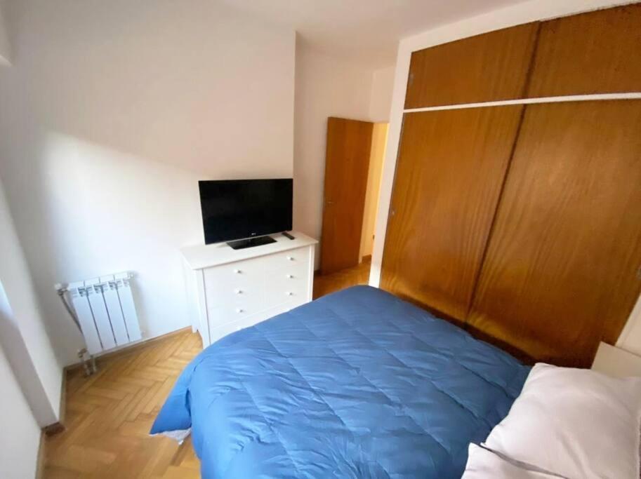 Live & Work In City, Near Park! Apartment